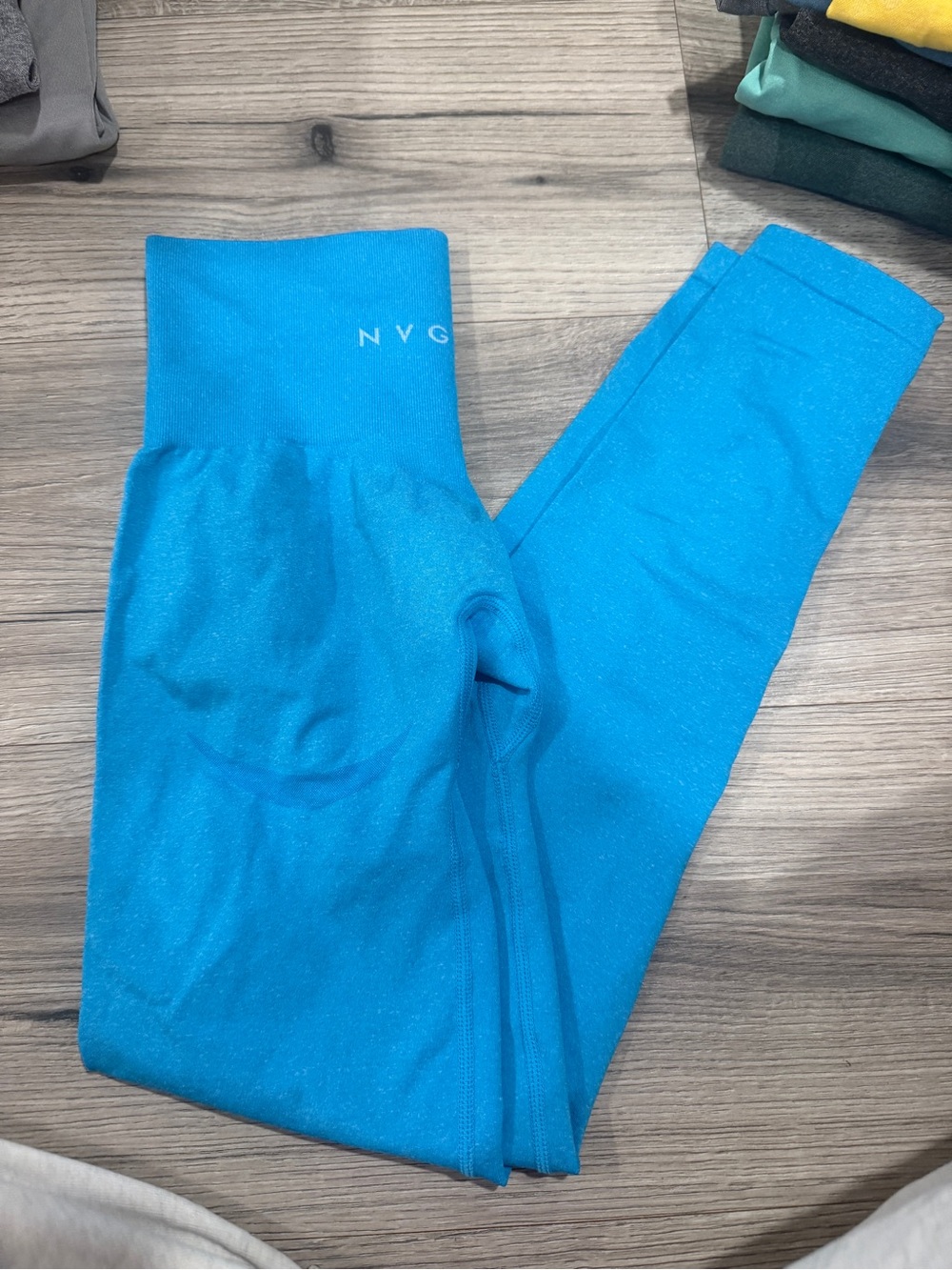 NVGTN Kids High-Waist Leggings in Bright Turquoise